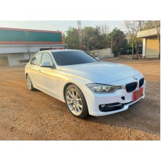 BMW 320i 2013 ສຳລັບຂາຍ